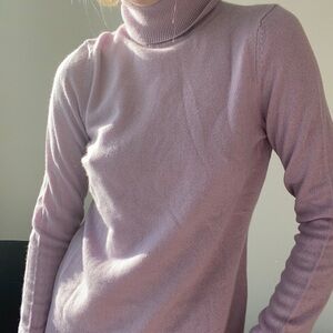 Lord & Taylor Lilac 100% Cashmere Turtleneck